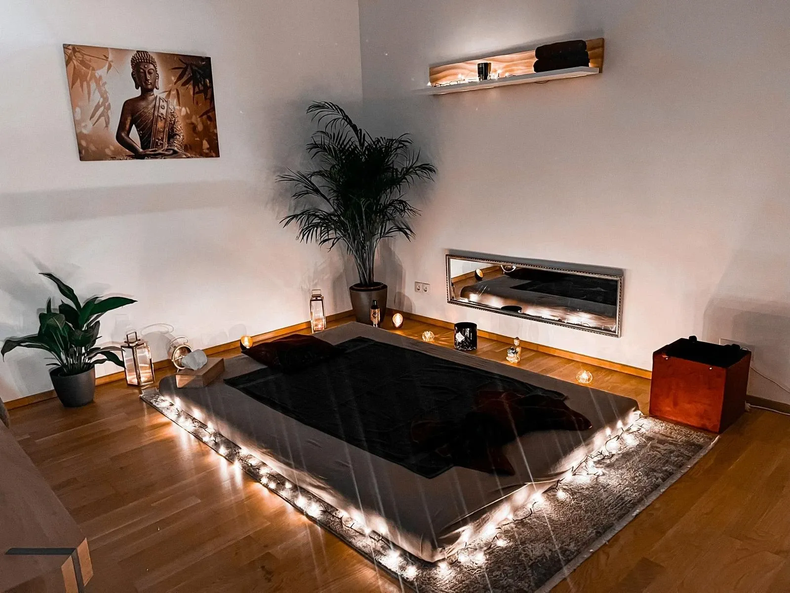 First class massage - Eroticke masáže, Salon v Praha 3